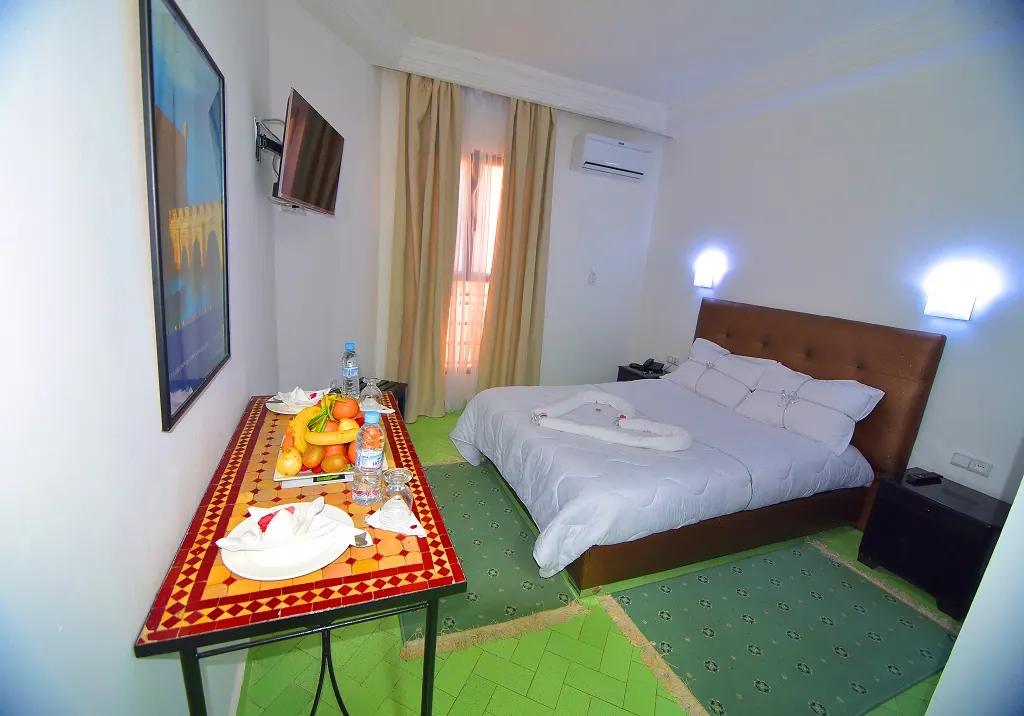 Détails de la chambre single de l’Hôtel Nouzha